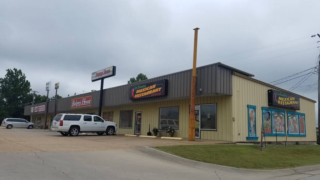La Familia Mexican Restaurant | restaurant | 1018 Missouri Ave, St Robert, MO 65584, USA | 5733363339 OR +1 573-336-3339
