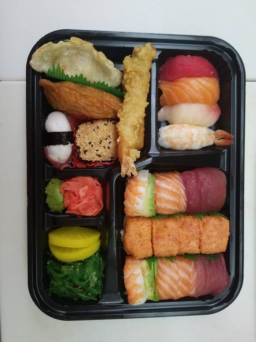 Ms. Sushi | restaurant | 494 Kinderkamack Rd, River Edge, NJ 07661, USA | 2015239090 OR +1 201-523-9090