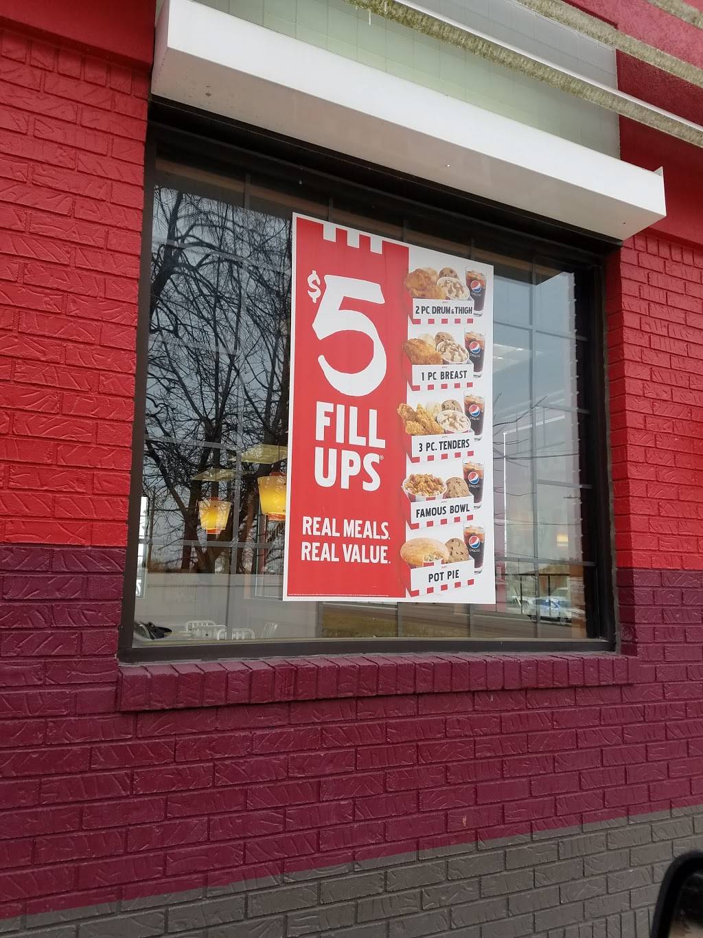 KFC | restaurant | 1709 E Wabash St, Frankfort, IN 46041, USA | 7656546888 OR +1 765-654-6888