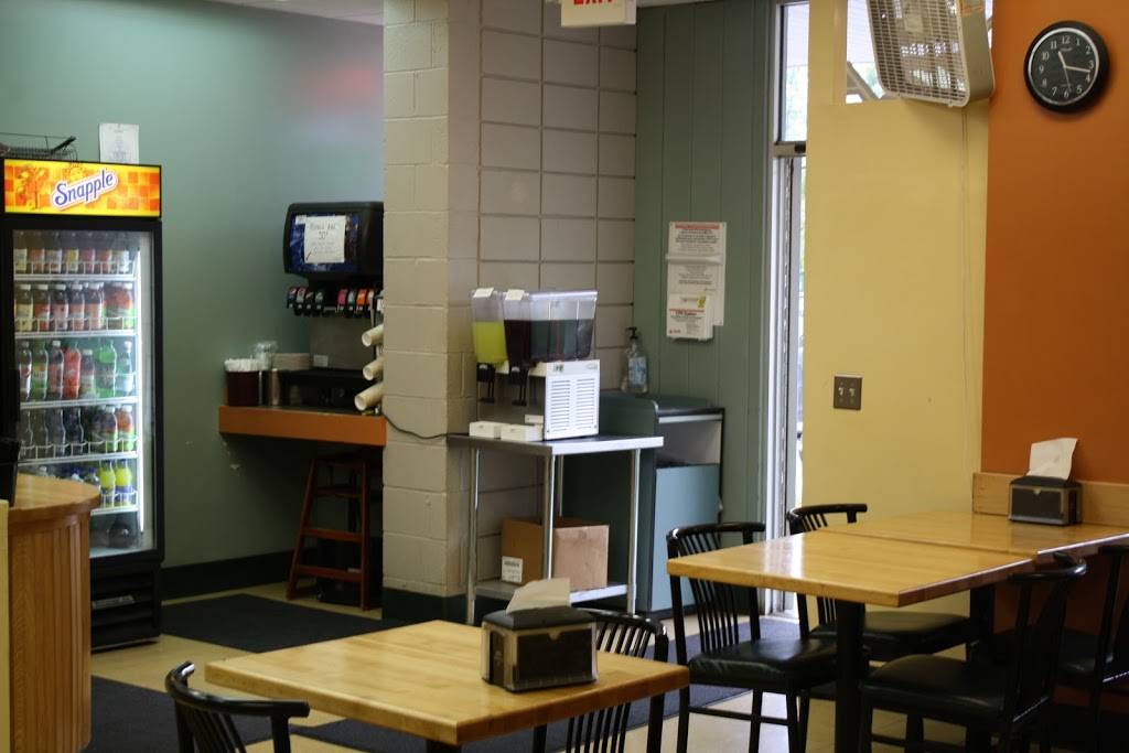 Neds Pizza | restaurant | 840 Hanshaw Rd #3, Ithaca, NY 14850, USA | 6072663300 OR +1 607-266-3300