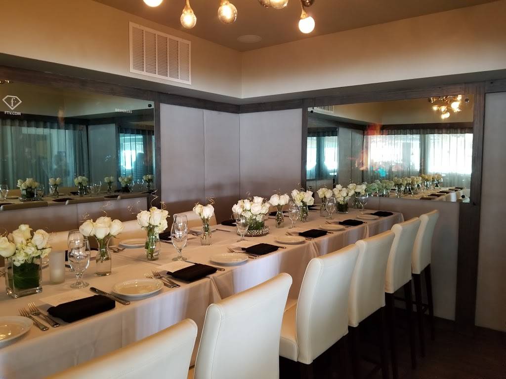 Waters Edge Restaurant and Bar | restaurant | 1510 Anchors Way, Ventura, CA 93001, USA | 8056421200 OR +1 805-642-1200