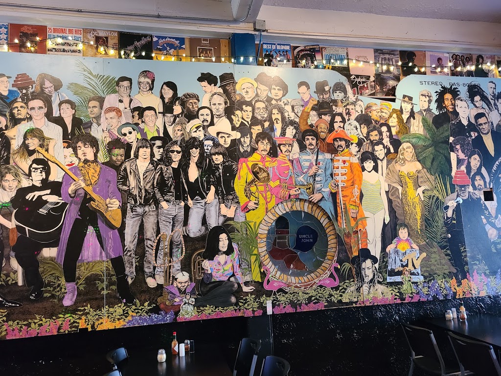 Buffalo Alice | restaurant | Lee Block, 1022 4th St, Sioux City, IA 51101, USA | 7122554822 OR +1 712-255-4822