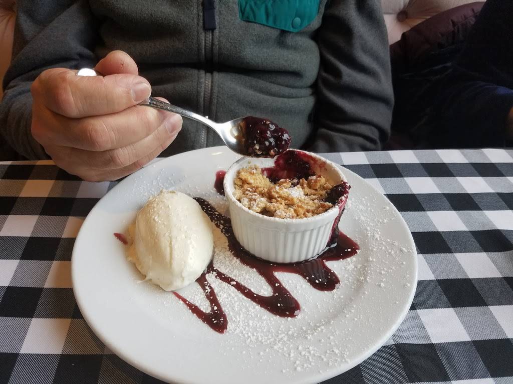 amical | restaurant | 229 E Front St, Traverse City, MI 49684, USA | 2319418888 OR +1 231-941-8888