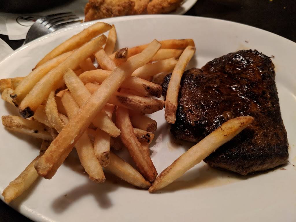 Ruby Tuesday | restaurant | 7736 W Commercial Blvd, Lauderhill, FL 33351, USA | 9547494242 OR +1 954-749-4242