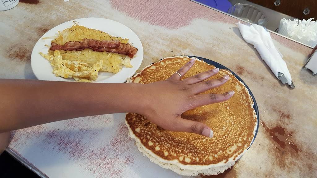 Jim-Dennys | restaurant | 816 12th St, Sacramento, CA 95814, USA | 9164105471 OR +1 916-410-5471