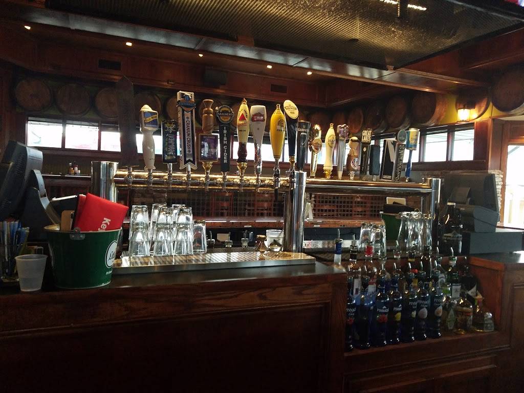 The Stones Throw Tavern & Grill | restaurant | 176 E Wooster St, Bowling Green, OH 43402, USA | 4193547474 OR +1 419-354-7474