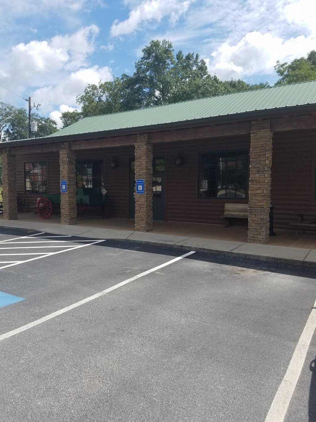 Buckeyes | restaurant | 116 Main St, Jersey, GA 30018, USA | 7704642825 OR +1 770-464-2825