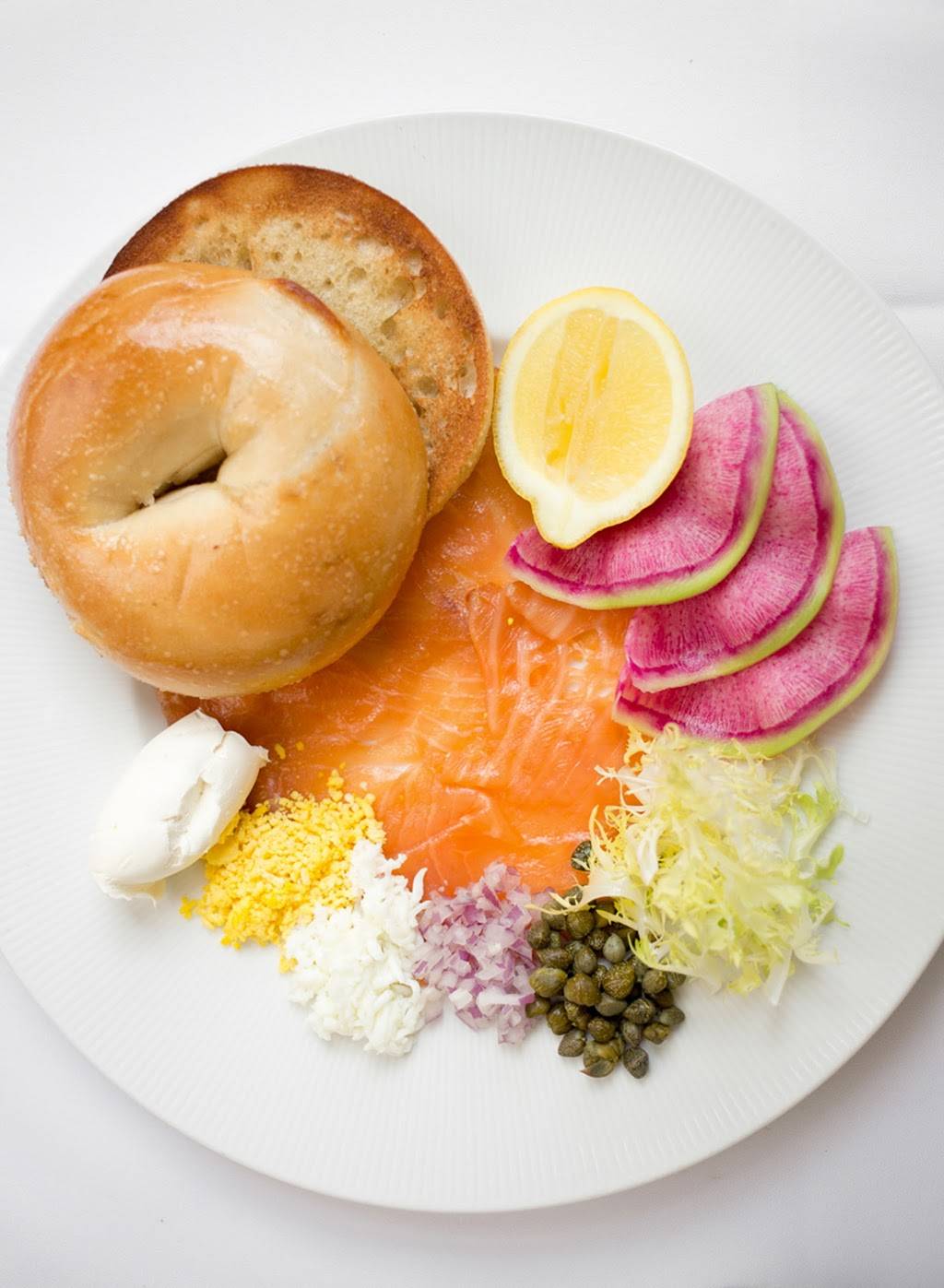 The Grand Tier | restaurant | 30 Lincoln Center Plaza, New York, NY 10023, USA | 2127993400 OR +1 212-799-3400