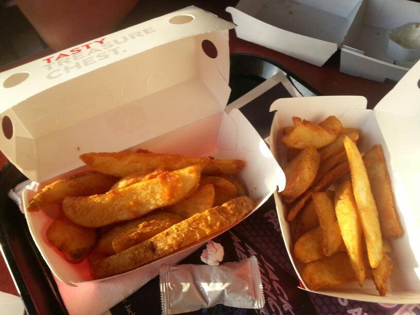 Jack in the Box | restaurant | 2465 Babcock Rd, San Antonio, TX 78229, USA | 2106157328 OR +1 210-615-7328