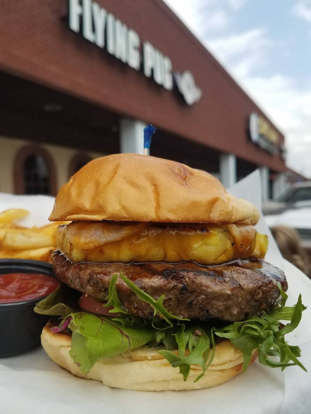 The Flying Pug Sports Pub | restaurant | 592 Sawdust Rd, Spring, TX 77380, USA | 8325102060 OR +1 832-510-2060