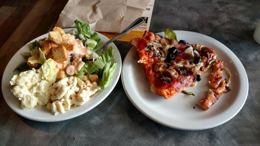 Round Table Clubhouse | meal delivery | 16550 SE McLoughlin Blvd, Milwaukie, OR 97267, USA | 5036536444 OR +1 503-653-6444