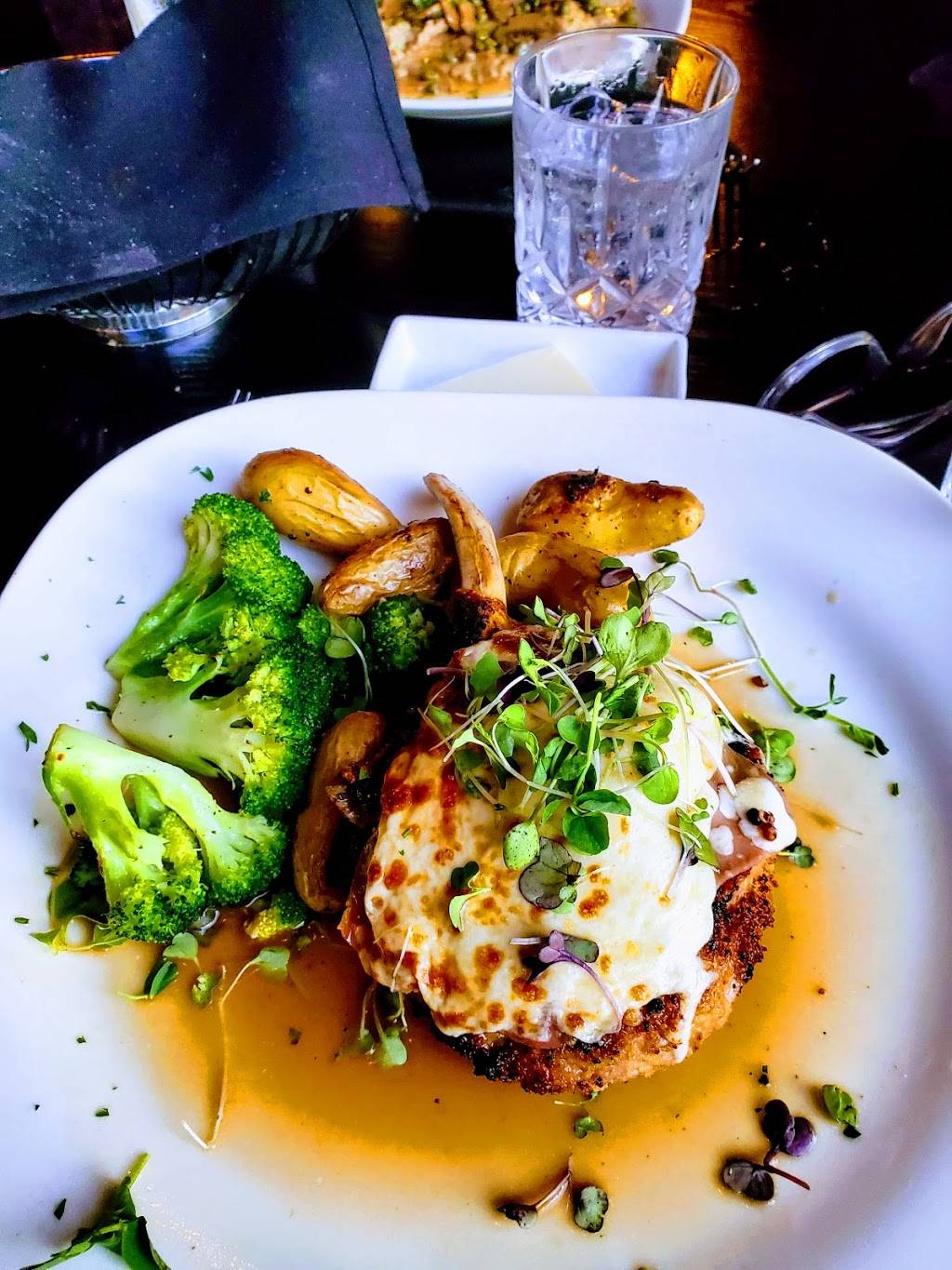 Café Napoli | restaurant | 7754 Forsyth Blvd, Clayton, MO 63105, USA | 3148635731 OR +1 314-863-5731