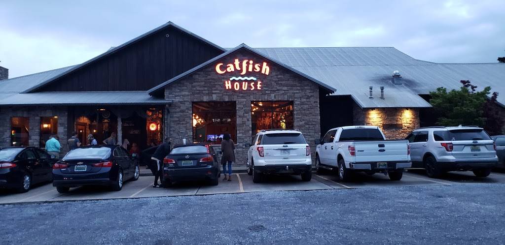 Catfish House | restaurant | 3011 Cobbs Ford Rd, Millbrook, AL 36054, USA | 3342857225 OR +1 334-285-7225