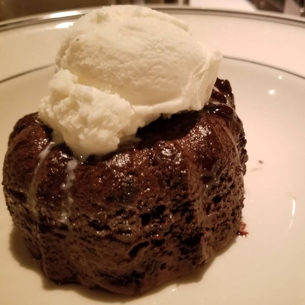 The Harrison | restaurant | 86 S Tyson Ave, Floral Park, NY 11001, USA | 5167752682 OR +1 516-775-2682