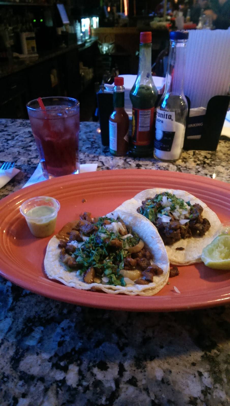 Guanachapis Bar N Grill | restaurant | 154 River St, Waltham, MA 02453, USA | 7818913535 OR +1 781-891-3535