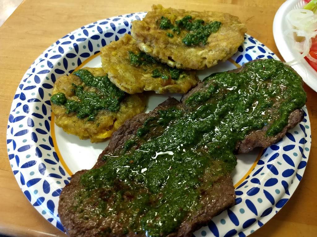 Lo Mejor Del Mundo Cuban | restaurant | 181 Oxford Rd, Casselberry, FL 32730, USA | 3219726895 OR +1 321-972-6895