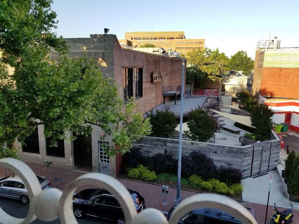 801 Restaurant & Bar | restaurant | 801 Florida Ave, NW, Washington, DC 20001, USA | 2023320207 OR +1 202-332-0207