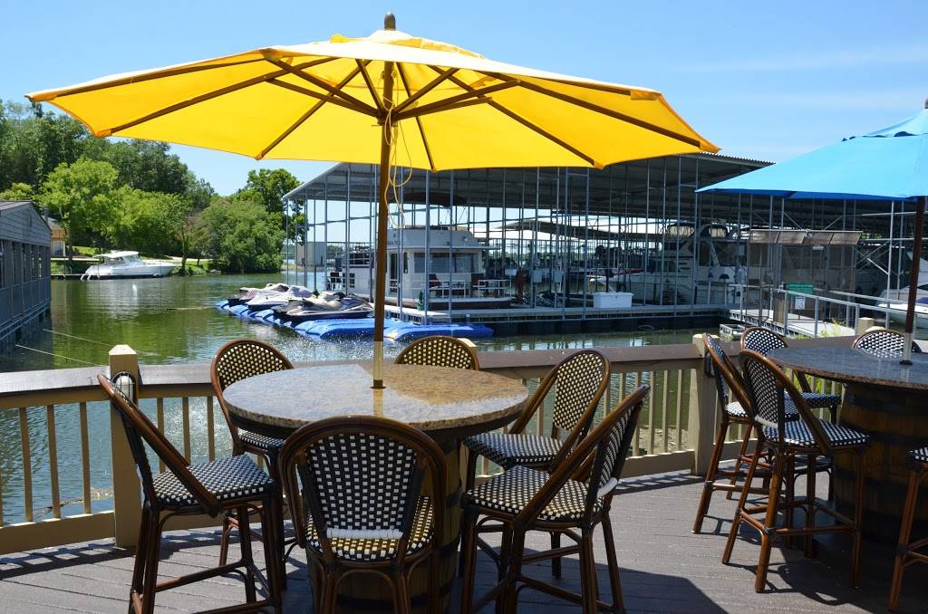 The Rudder | restaurant | 126 River Rd, Hendersonville, TN 37075, USA | 6153480129 OR +1 615-348-0129