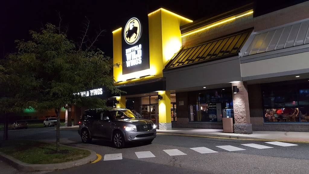 Buffalo Wild Wings | restaurant | 540 W Main St, Middletown, DE 19709, USA | 3022850000 OR +1 302-285-0000