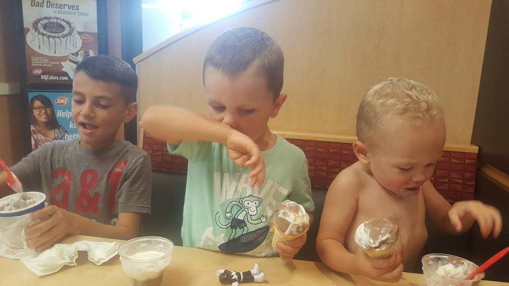 Dairy Queen Grill & Chill | restaurant | 236 N 13th St, Decatur, IN 46733, USA | 2607242929 OR +1 260-724-2929