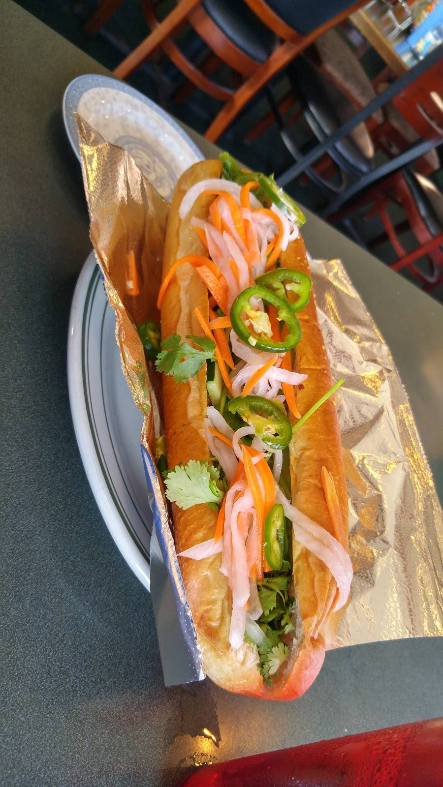 Pho House | restaurant | 2224 Washtenaw Ave, Ypsilanti, MI 48197, USA | 7349618253 OR +1 734-961-8253