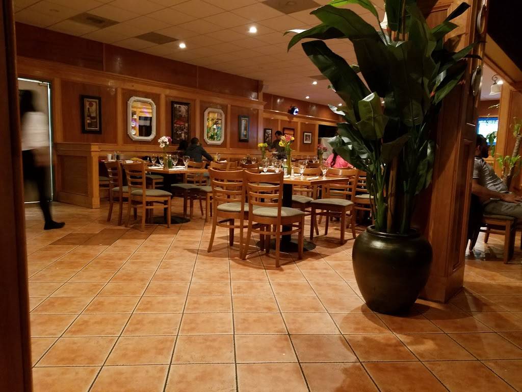 La Terraza | restaurant | 4716 King St, Alexandria, VA 22302, USA | 7039982951 OR +1 703-998-2951