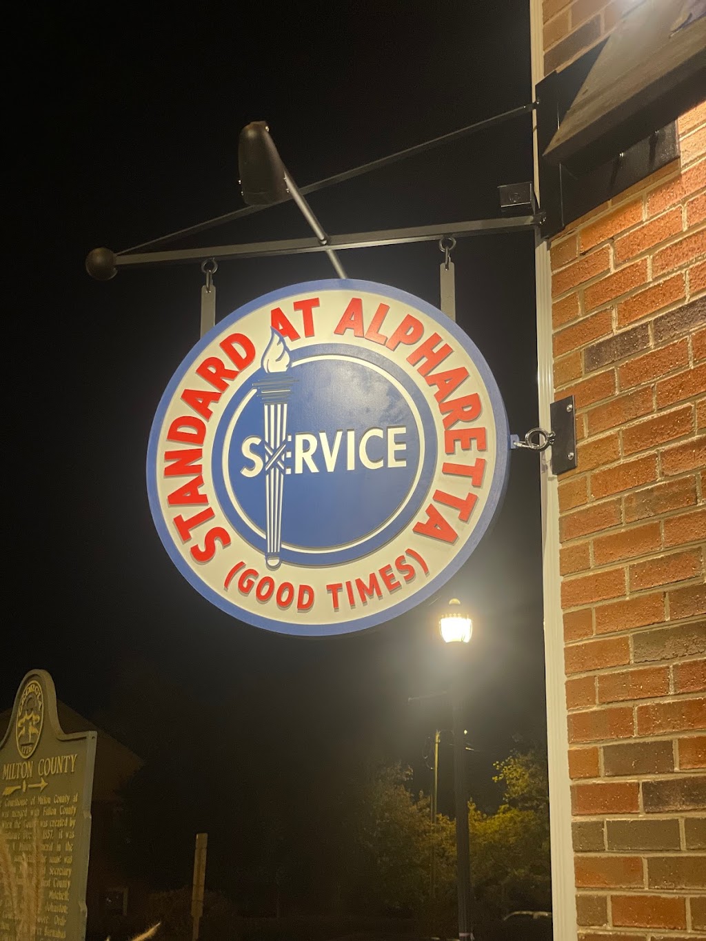 Standard at Alpharetta | restaurant | 4 S Main St, Alpharetta, GA 30009, USA | 7708070339 OR +1 770-807-0339