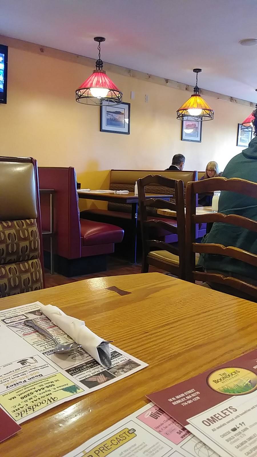 The Boondocks | restaurant | 18 N Main St, Berkley, MA 02779, USA | 7745011278 OR +1 774-501-1278