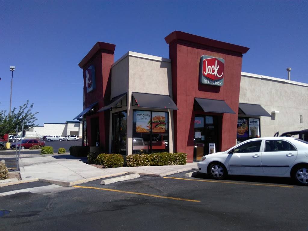 Jack in the Box | restaurant | 383 W Mariposa Rd, Nogales, AZ 85621, USA | 5203772974 OR +1 520-377-2974