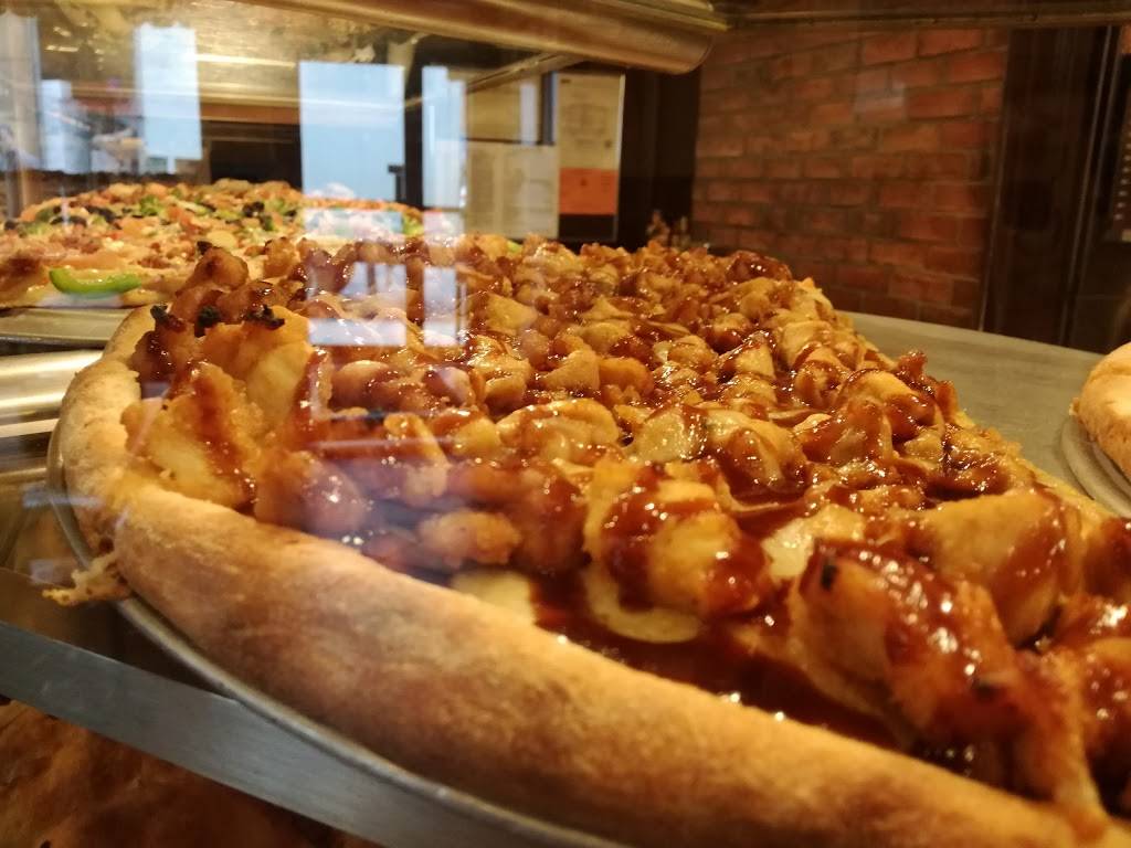 Johns Pizzeria | restaurant | 83-40 Parsons Blvd, Jamaica, NY 11432, USA | 7185231381 OR +1 718-523-1381