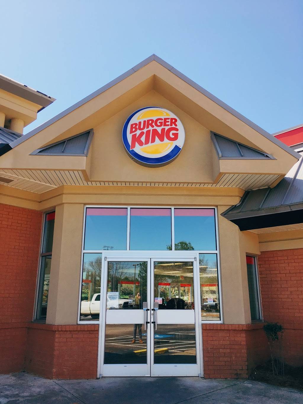 Burger King | restaurant | 890 N Main St, Alpharetta, GA 30009, USA | 7704758200 OR +1 770-475-8200