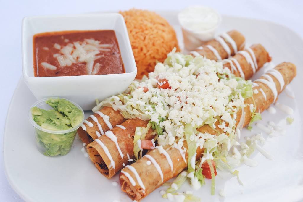 Azteca Restaurant MKE | restaurant | 901 Milwaukee Ave, South Milwaukee, WI 53172, USA | 4147660450 OR +1 414-766-0450