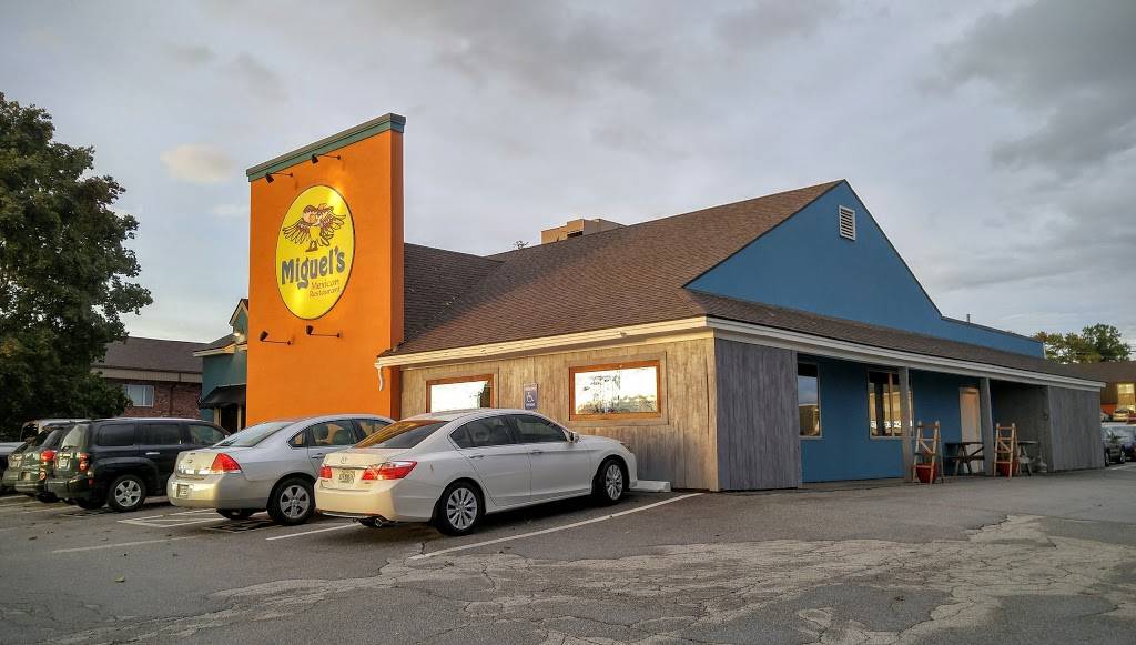 Miguels | restaurant | 697 Hogan Rd, Bangor, ME 04401, USA | 2079423002 OR +1 207-942-3002