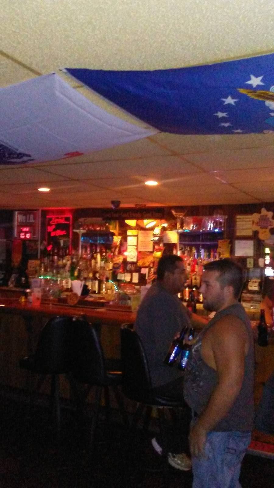 V Bar | restaurant | 1012 W Main St, Lyons, KS 67554, USA | 6204742043 OR +1 620-474-2043