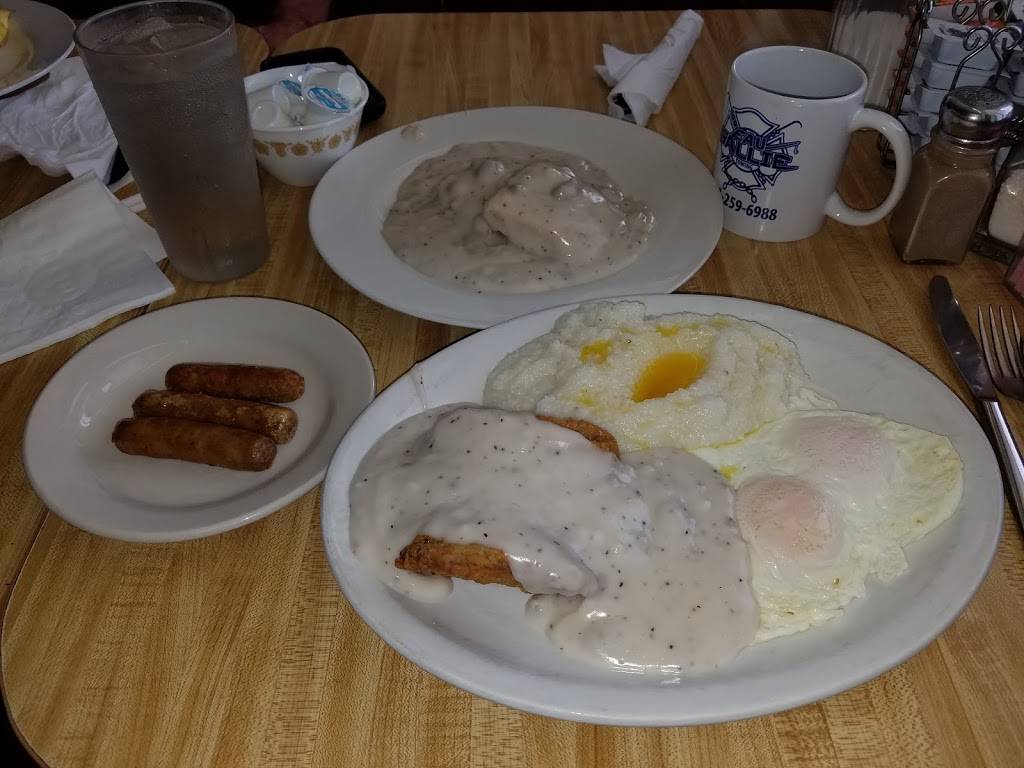 Old Village Restaurant | restaurant | 1180 Aurora Rd, Melbourne, FL 32935, USA | 3212548559 OR +1 321-254-8559