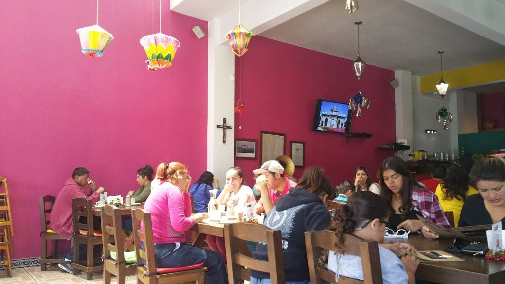 Sazón México | Restaurante | restaurant | Blvd. Benito Juárez #3038, Fracc. Villa Floresta, Hacienda Floresta del Mar, 22710 Rosarito, B.C., Mexico | 016616120488 OR +52 661 612 0488