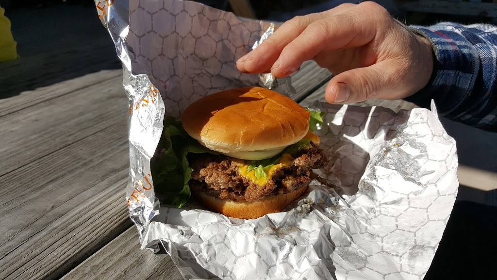 KC Finns | restaurant | 1027 S Highland Ave, Jackson, TN 38301, USA | 7316932550 OR +1 731-693-2550