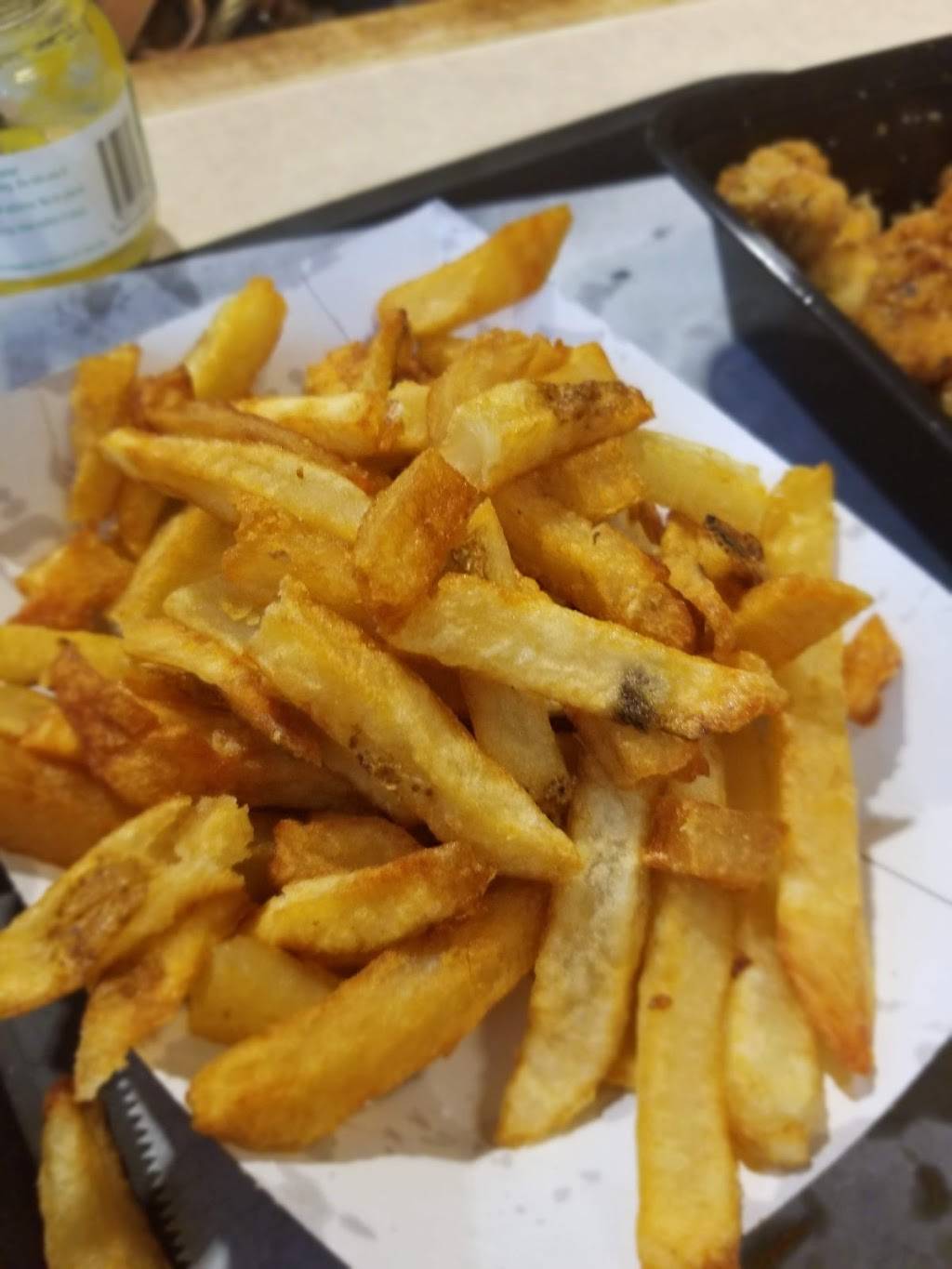 Mendelsohns Pizza | restaurant | 4418 18th Ave, Brooklyn, NY 11204, USA | 7188540600 OR +1 718-854-0600