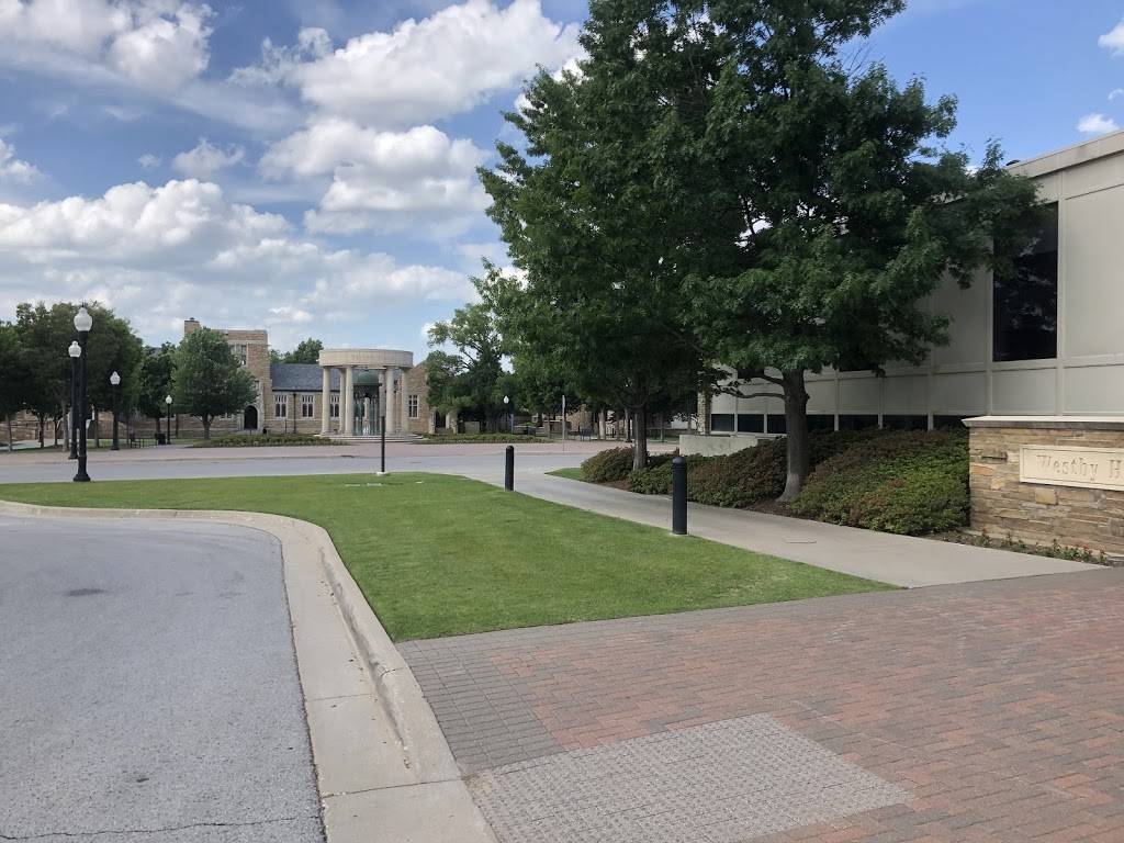 Subway Restaurants | restaurant | 440 S GARY AVE INSIDE ALEN CHAPMAN BUILDING University of, Tulsa, OK 74104, USA | 9186316550 OR +1 918-631-6550