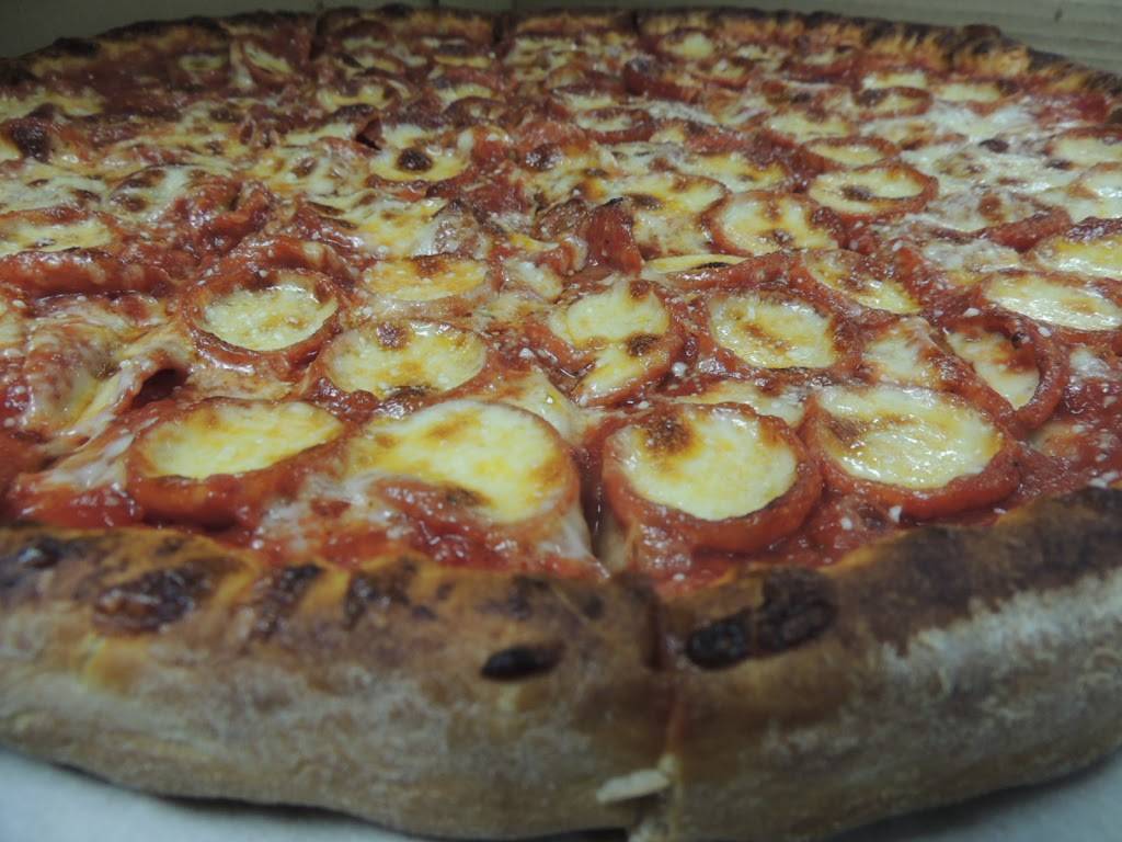 Pensos Pizza - Dover | restaurant | 201 E Front St, Dover, OH 44622, USA | 3303430516 OR +1 330-343-0516