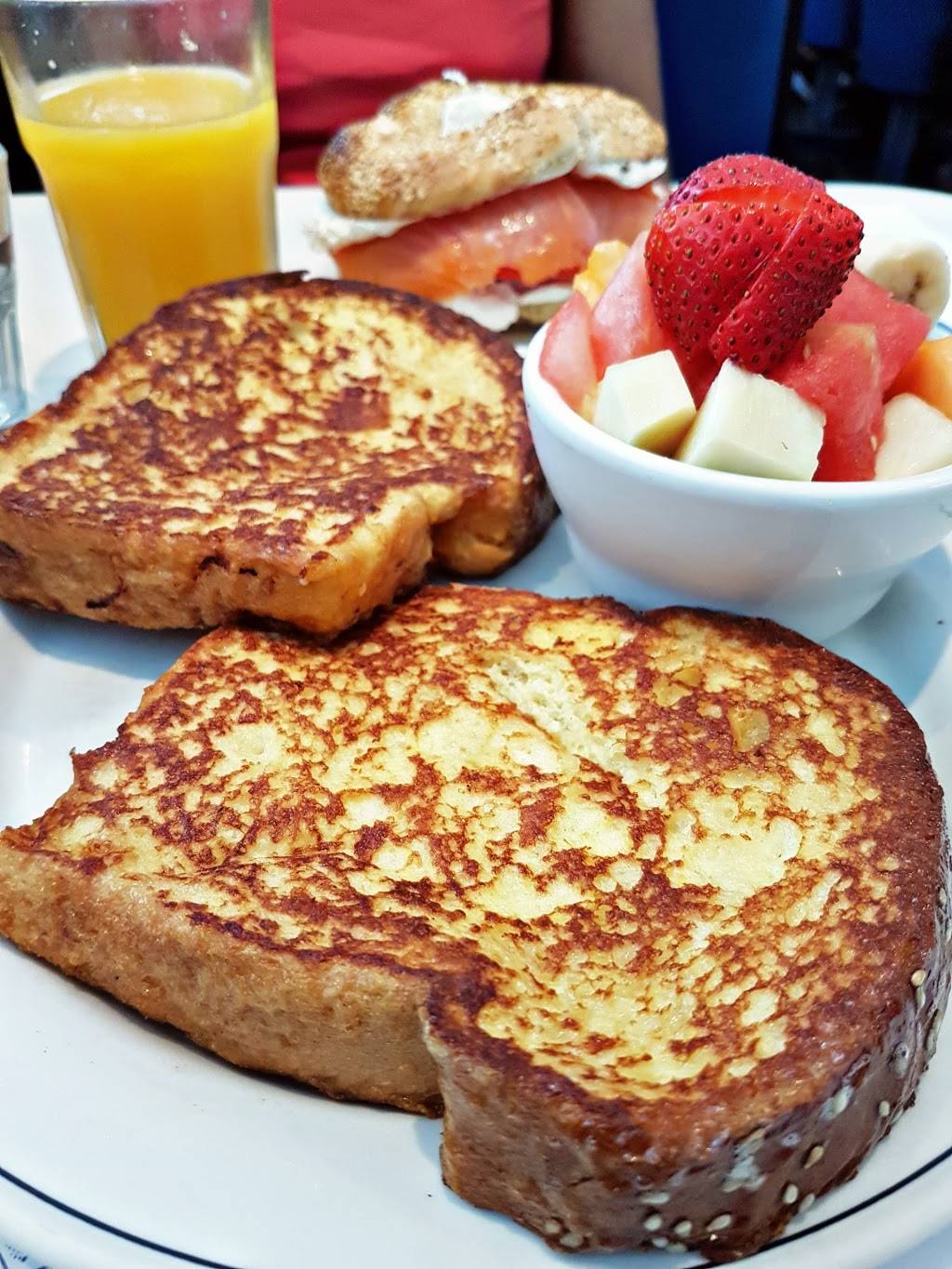 Beautys Restaurant | restaurant | 93 Avenue du Mont-Royal O, Montréal, QC H2T 2S5, Canada | 5148498883 OR +1 514-849-8883