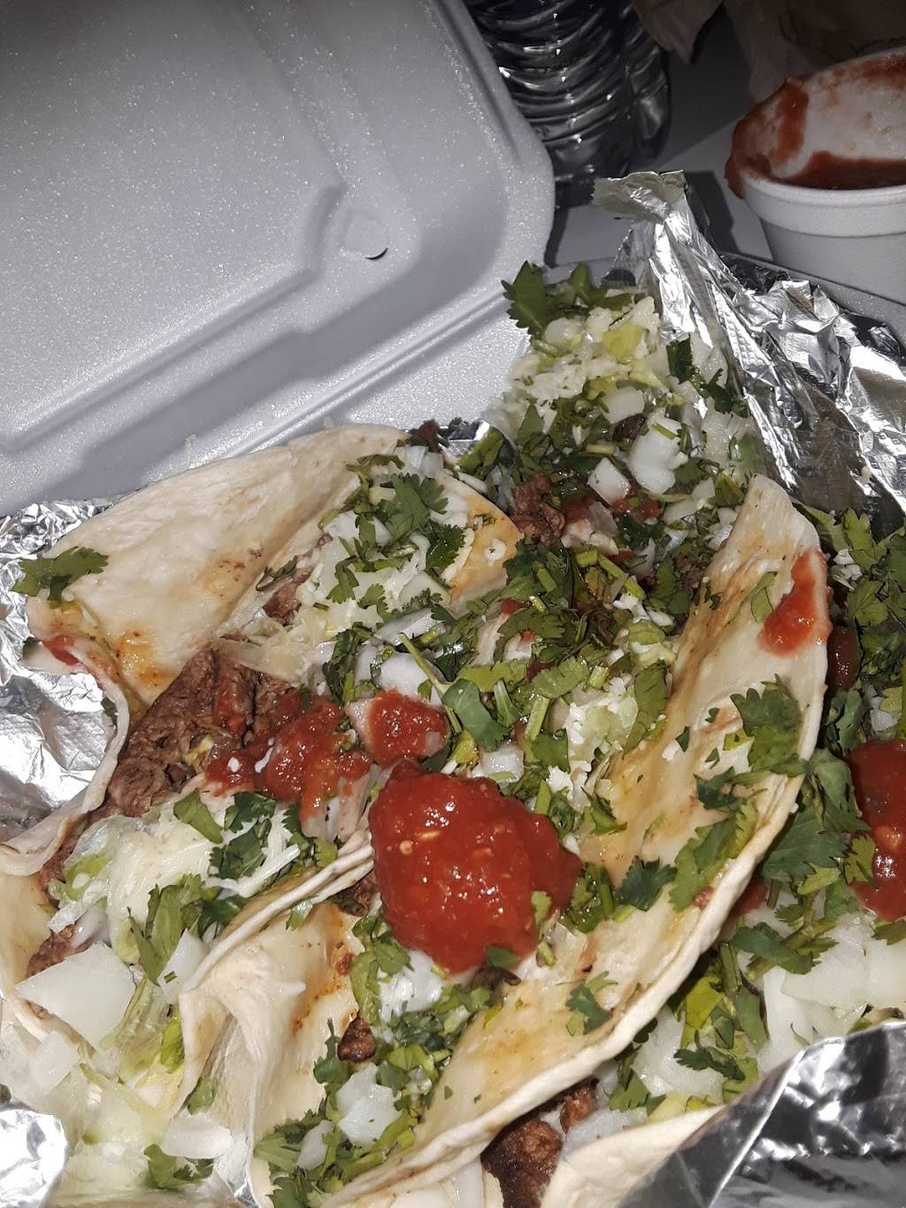 El Mezcal | restaurant | 1492 Union Ave, Memphis, TN 38104, USA | 9012744264 OR +1 901-274-4264