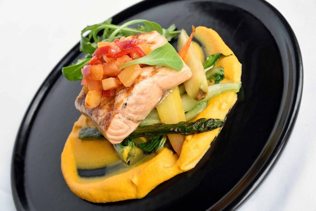 Restaurant Le Greg | restaurant | 265 Rue Drouin, Scott, QC G0S 3G0, Canada | 4183875060 OR +1 418-387-5060