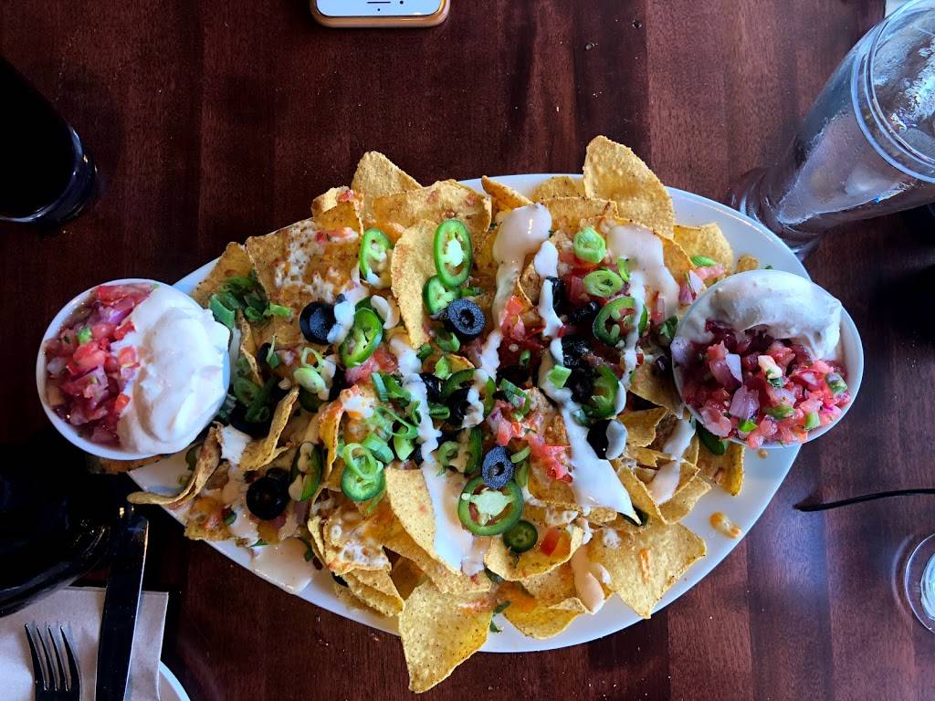 La Cage - Brasserie sportive | restaurant | 400 Boulevard Saint-Joseph, Drummondville, QC J2C 2A8, Canada | 8194746373 OR +1 819-474-6373