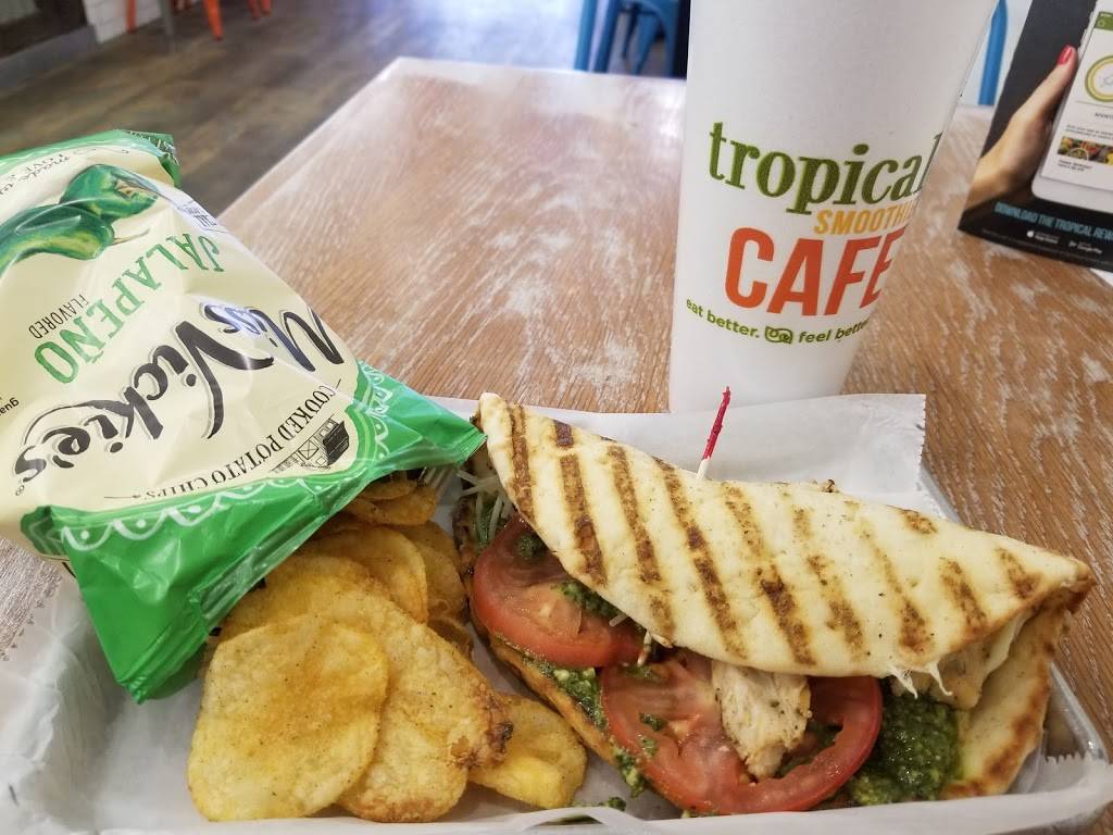 Tropical Smoothie Cafe | restaurant | 570 9th St N, Naples, FL 34102, USA | 2397935700 OR +1 239-793-5700