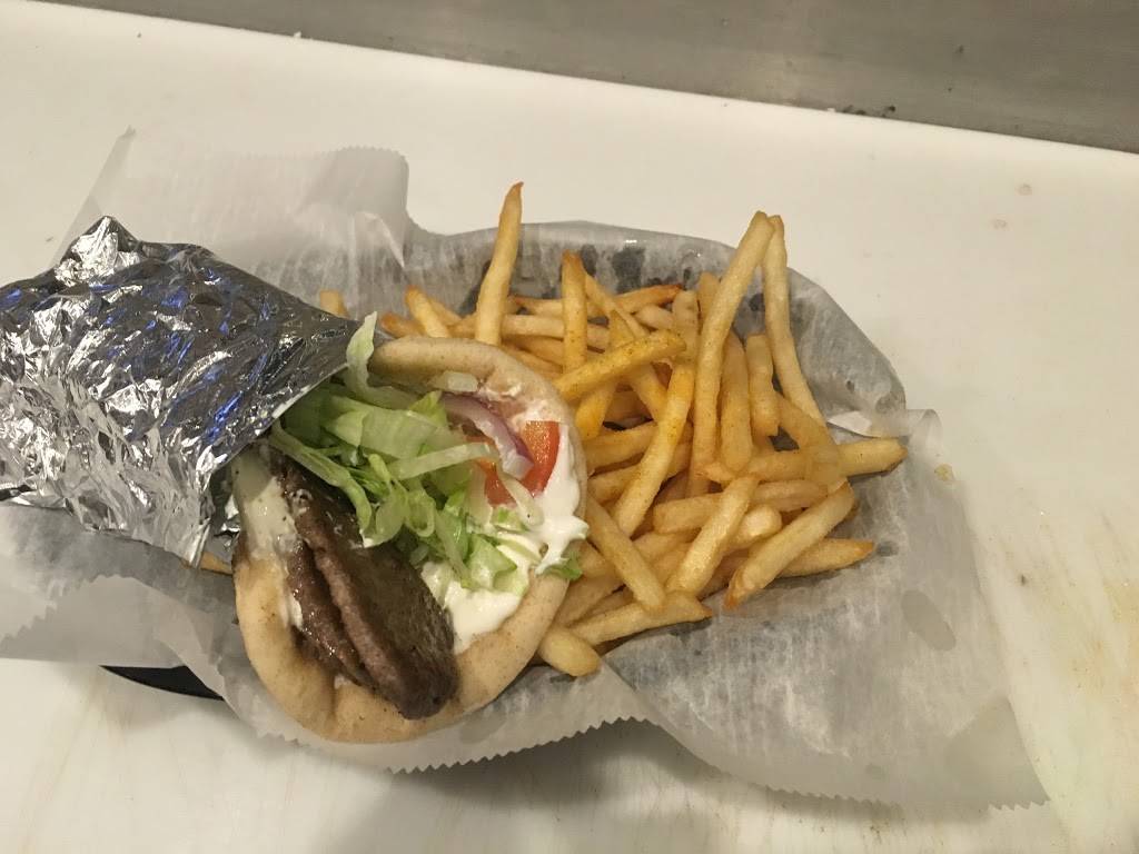 Lou and Harrys Bar/Grill | restaurant | 211 E Grand River Ave, East Lansing, MI 48823, USA | 5176572762 OR +1 517-657-2762