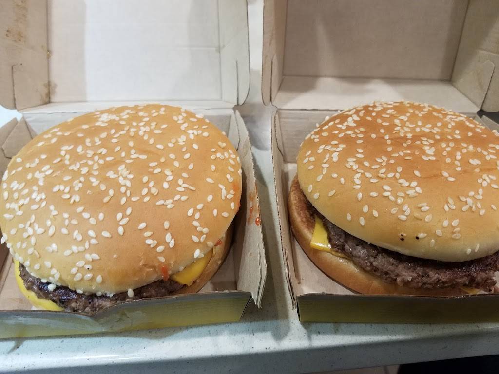 McDonalds | cafe | 5440 Dyer St, El Paso, TX 79904, USA | 9155658576 OR +1 915-565-8576