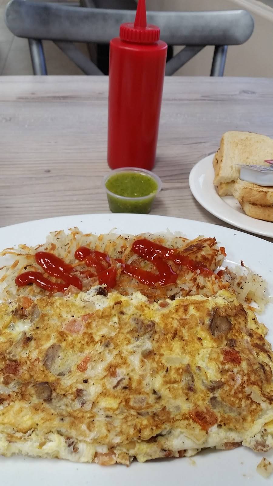 Chelos Burgers | restaurant | 1609 W Valley Blvd, Colton, CA 92324, USA | 9095726221 OR +1 909-572-6221