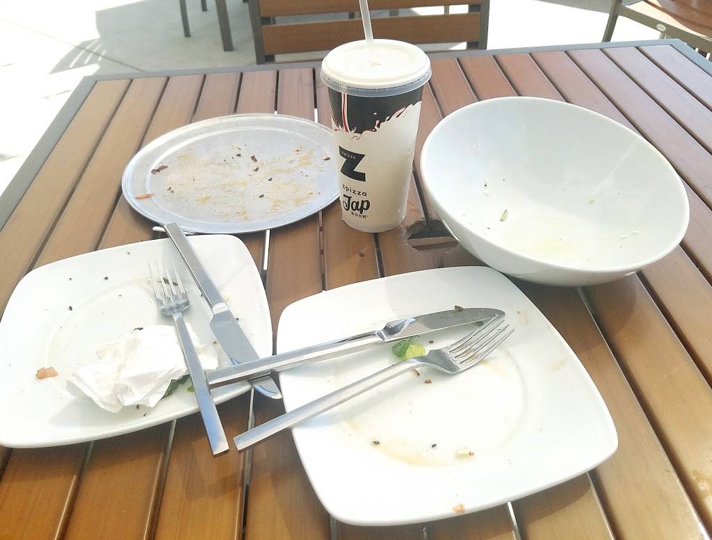 zpizza Tap Room | restaurant | 6601 Folsom Blvd, Sacramento, CA 95819, USA | 9163303973 OR +1 916-330-3973