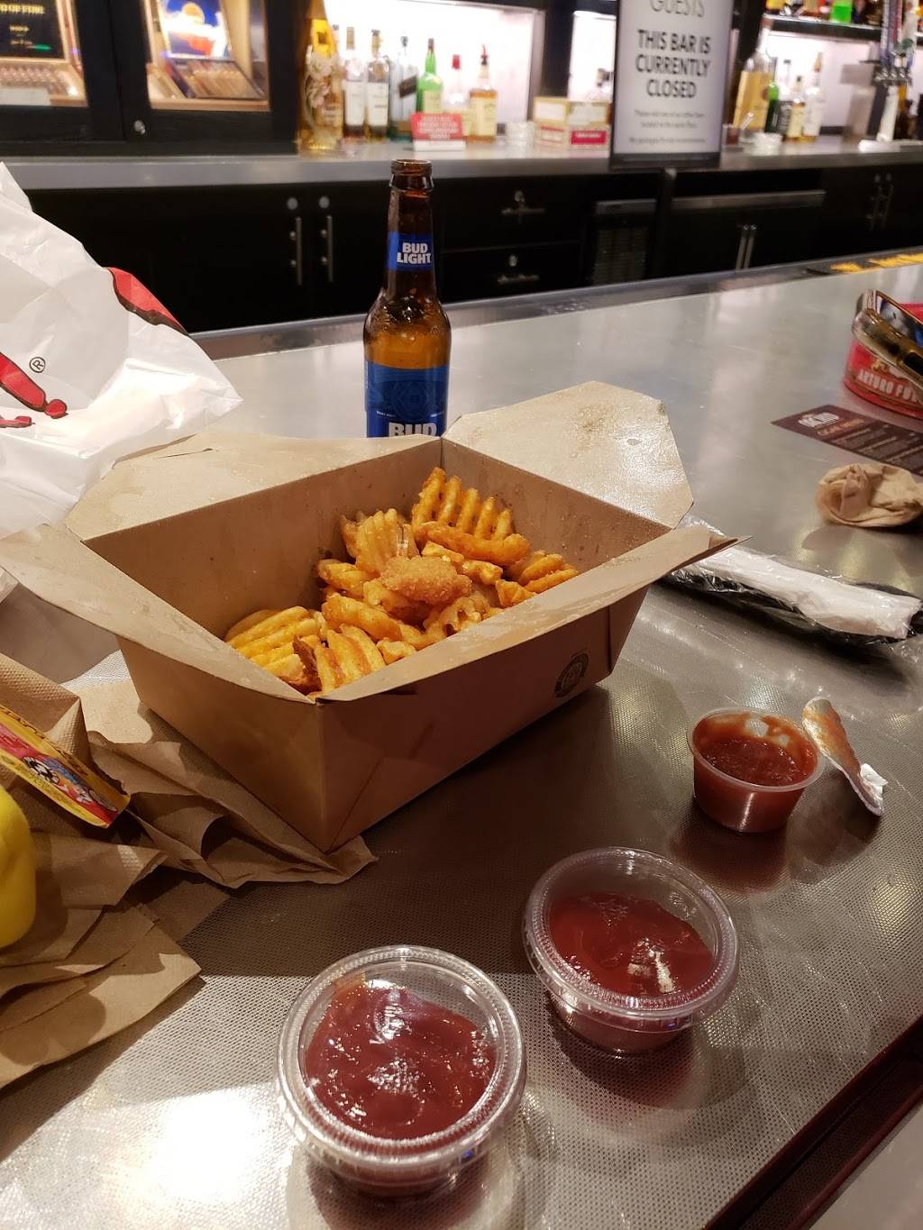 Phillips Seafood Express at Live! Casino & Hotel | restaurant | 7002 Arundel Mills Cir #7777, Hanover, MD 21076, USA | 4438427000 OR +1 443-842-7000